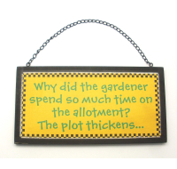 Hanging Wooden Plaque - Garden Text