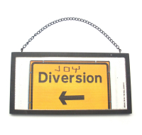 HANGING WOODEN PLAQUE - JOY TEXT