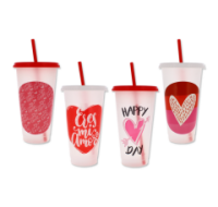 Assorted drinking cups with lids and straws