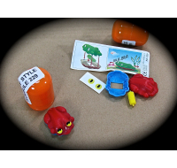 KINDER SURPRISE TOY EGG FROG